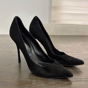 Elegant Black Stiletto Heels
